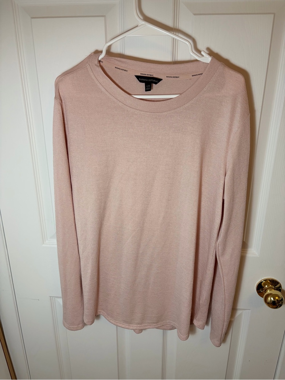 Banana Republic Blush Crew Neck Long-Sleeve Sweater